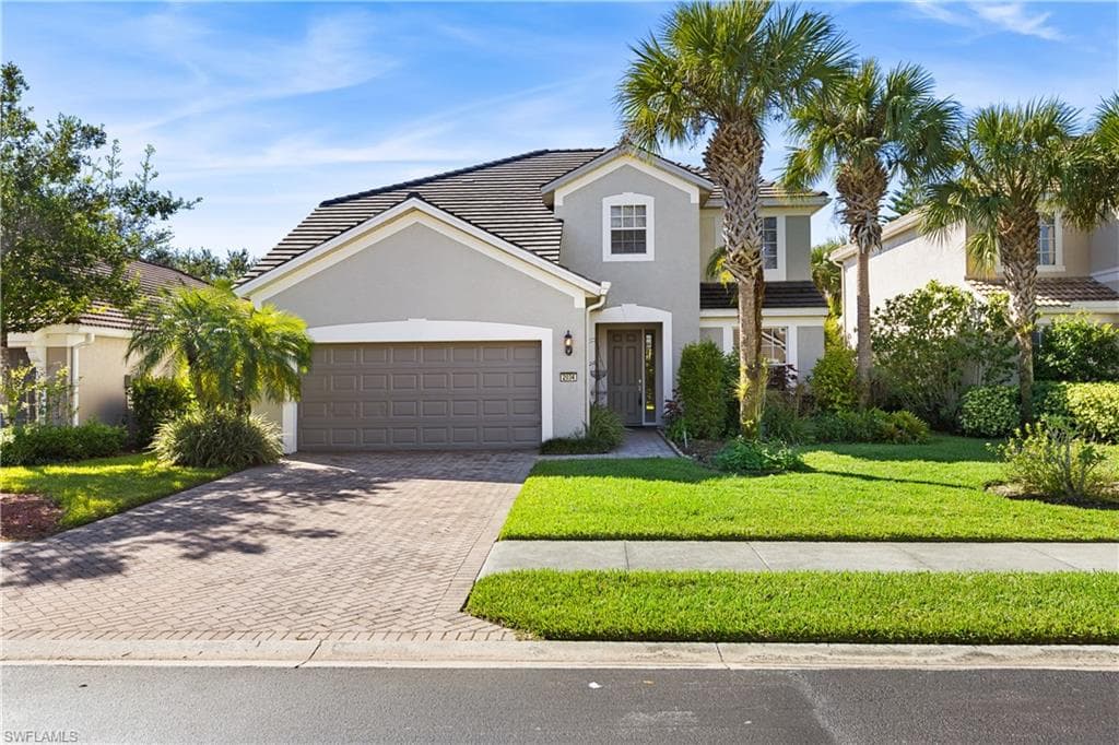 2034 Fairmont LN NAPLES, FL 34120