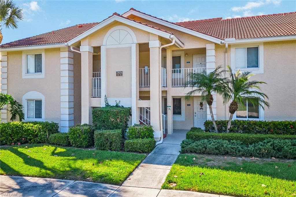 7806 Emerald CIR C-102 NAPLES, FL 34109