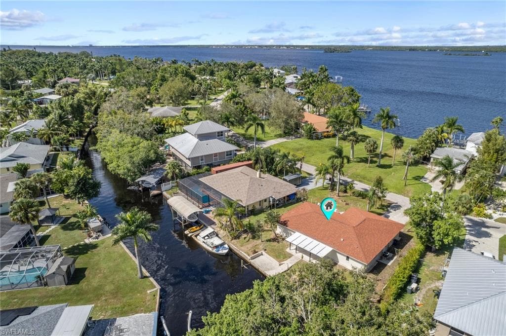 4554 E Riverside DR FORT MYERS, FL 33905