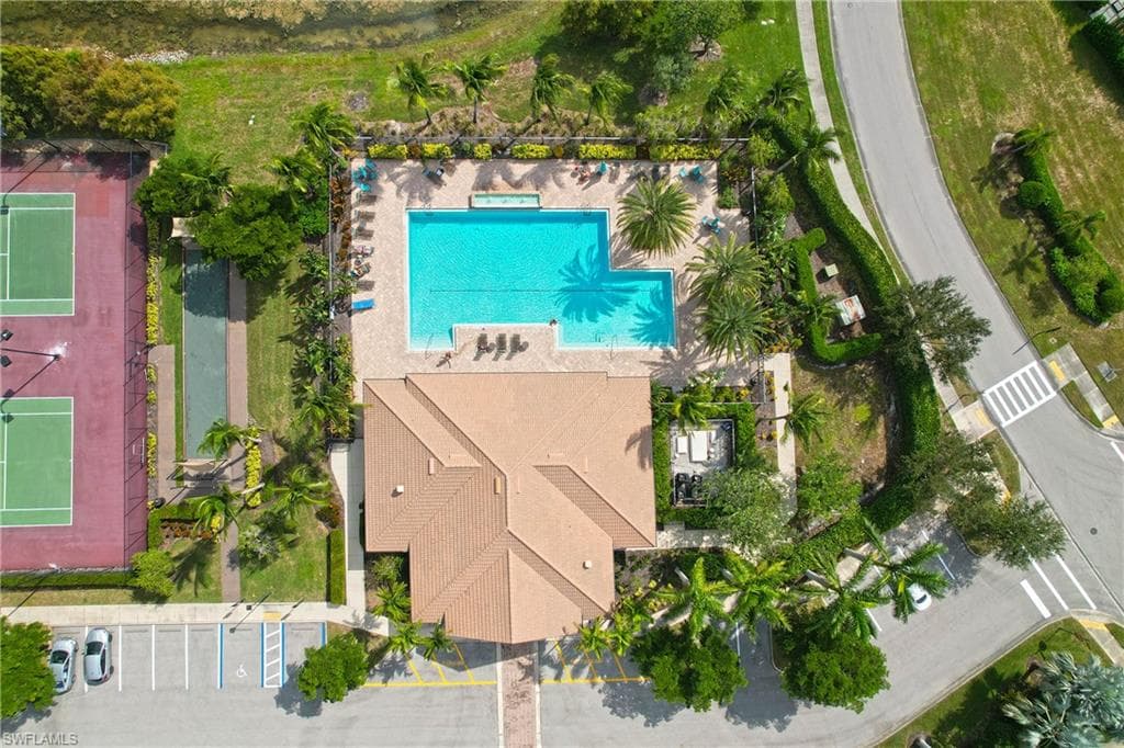 26205 Palace LN 101 BONITA SPRINGS, FL 34135