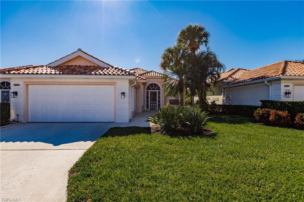 3204 Benicia CT NAPLES, FL 34109