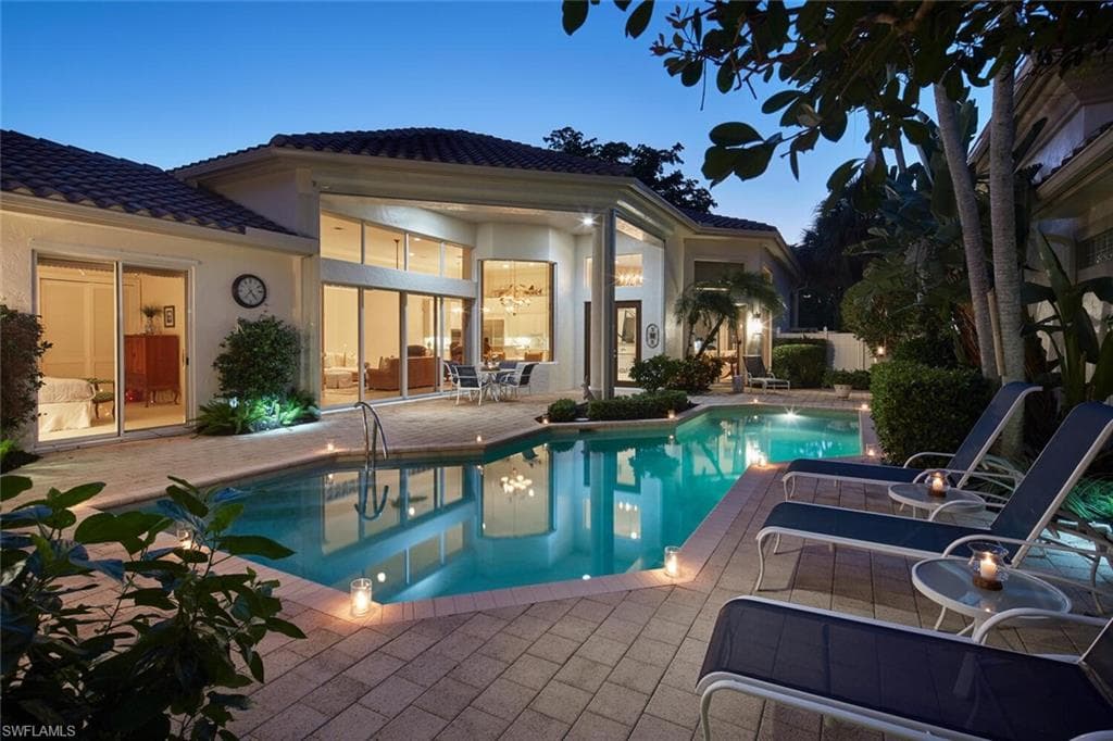 1285 Grand Isle CT NAPLES, FL 34108