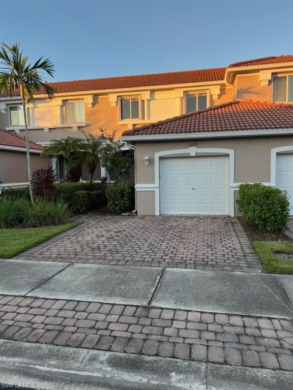 10043 Chiana CIR FORT MYERS, FL 33905