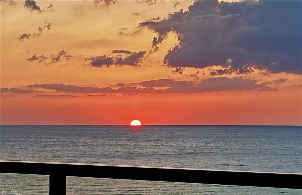 4901 Gulf Shore BLVD N 1002 NAPLES, FL 34103