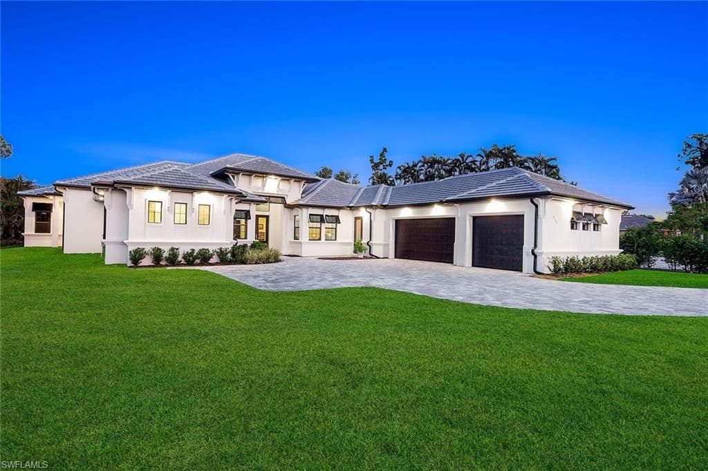 9188 The LN NAPLES, FL 34109