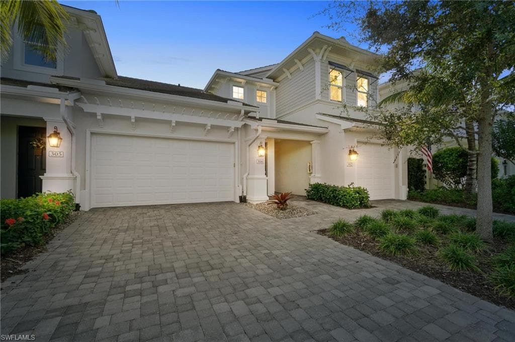6928 Avalon CIR 306 NAPLES, FL 34112