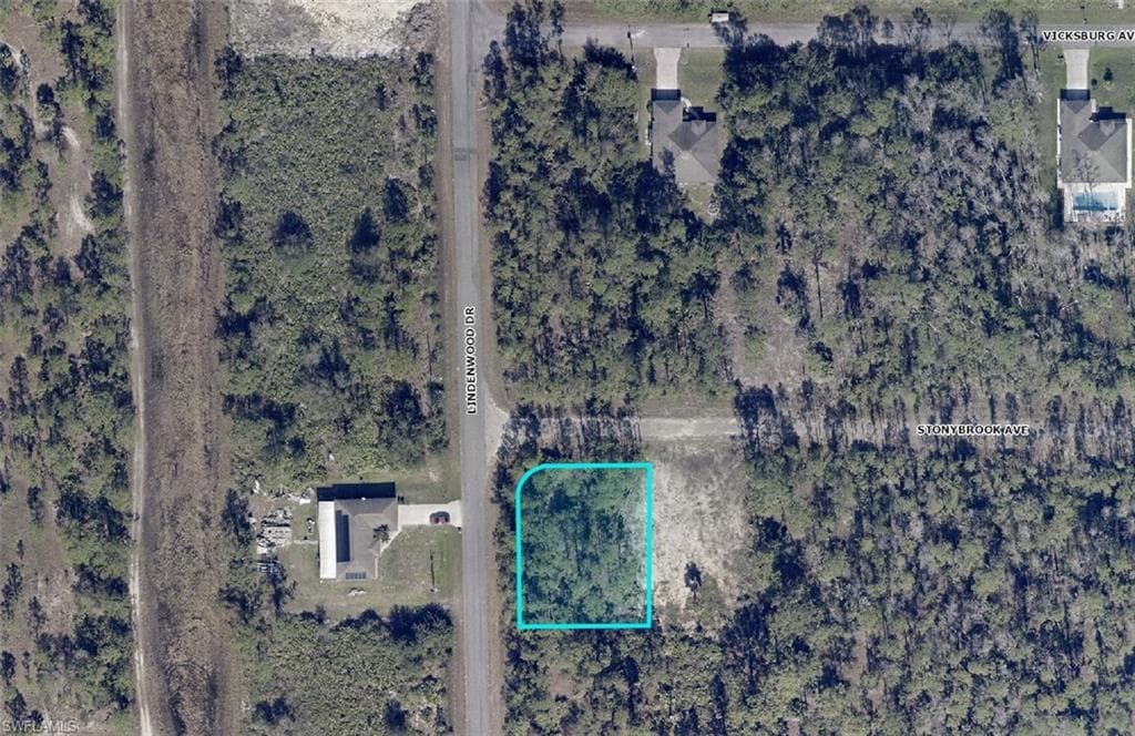 315 Stonybrook AVE LEHIGH ACRES, FL 33972