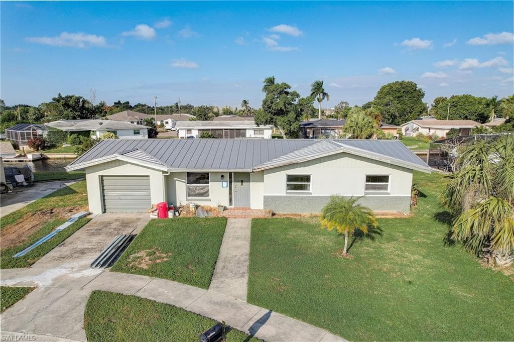 4419 N Bay CIR NORTH FORT MYERS, FL 33903