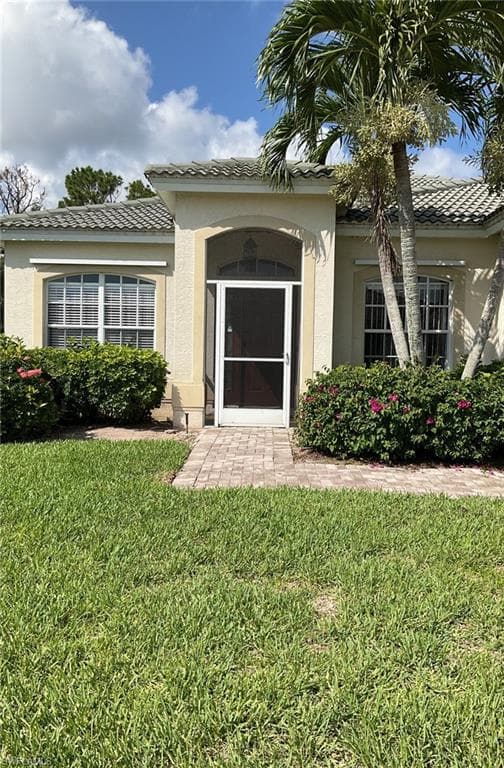 11124 Lakeland CIR FORT MYERS, FL 33913