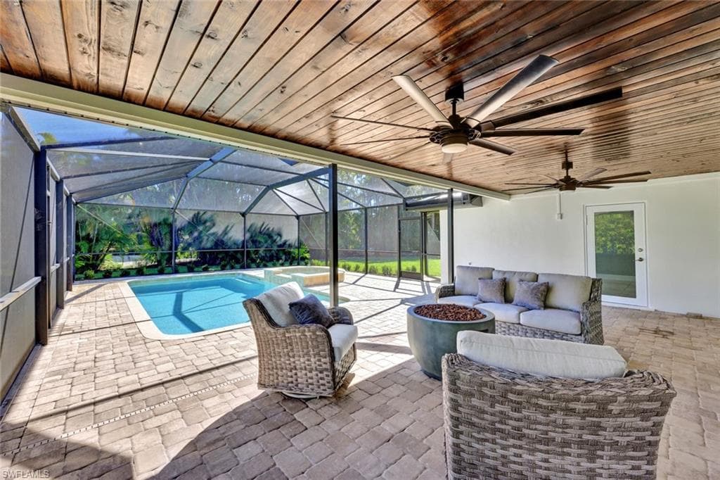 6892 Griffin BLVD FORT MYERS, FL 33908
