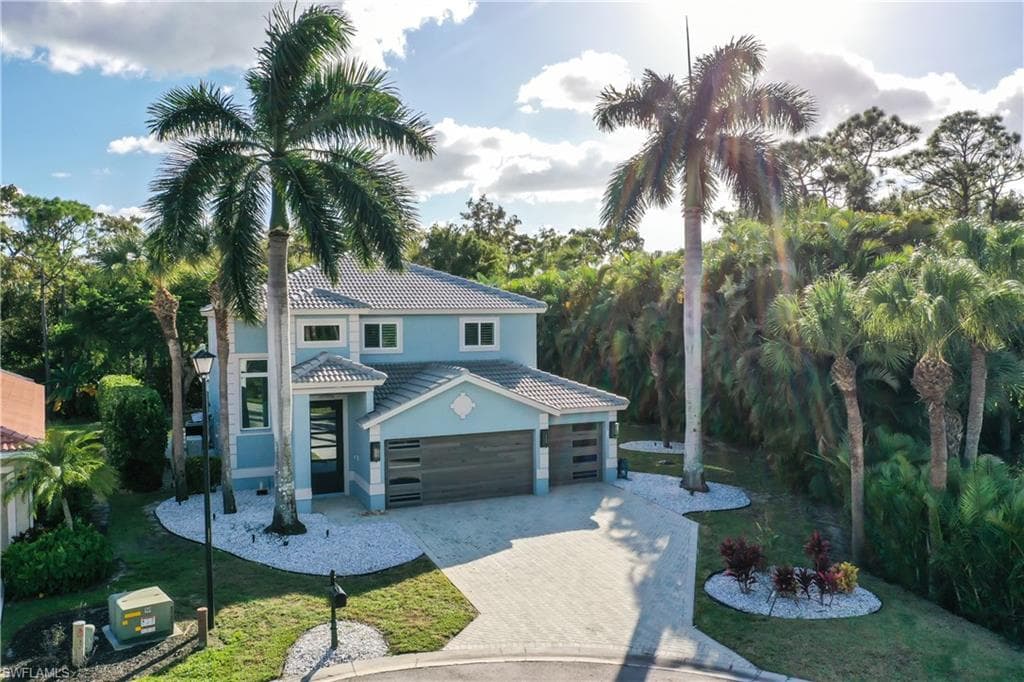 9520 Silver Palmetto CT BONITA SPRINGS, FL 34135