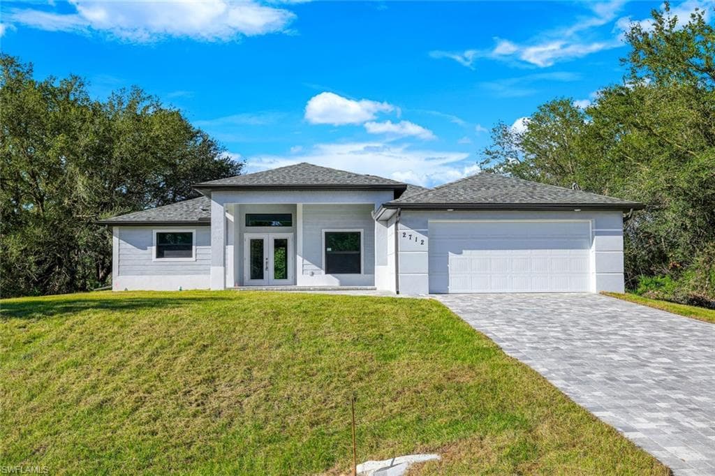 2712 Helen PL LEHIGH ACRES, FL 33971