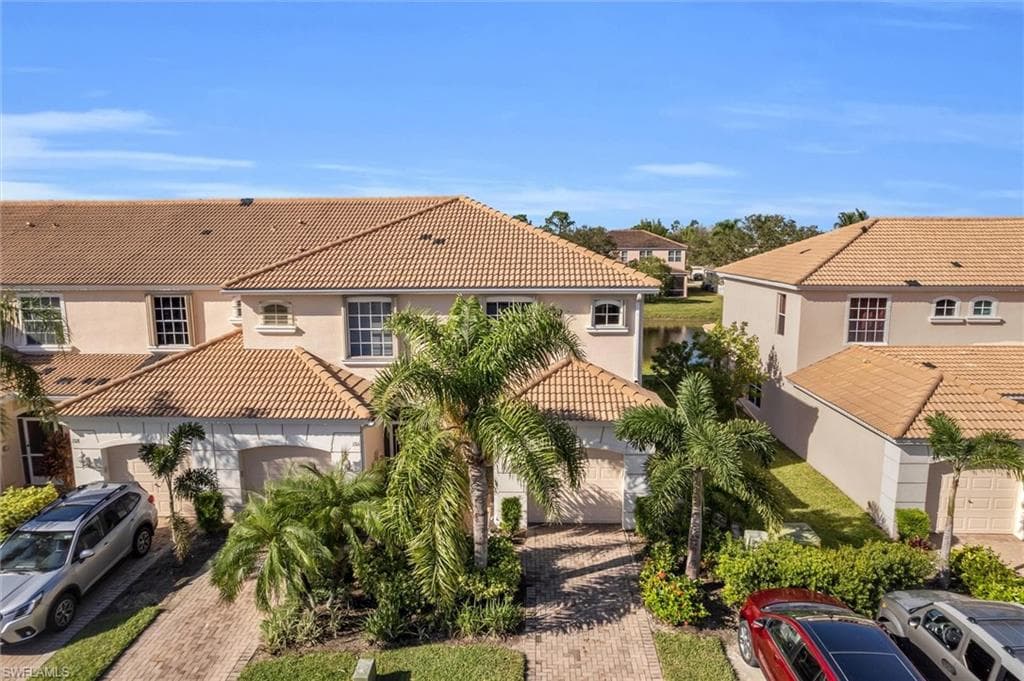 1314 Weeping Willow CT CAPE CORAL, FL 33909