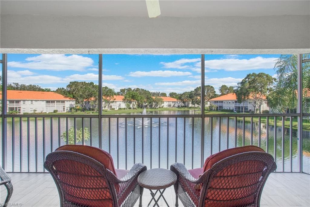 2456 Orchid Bay DR I-202 NAPLES, FL 34109