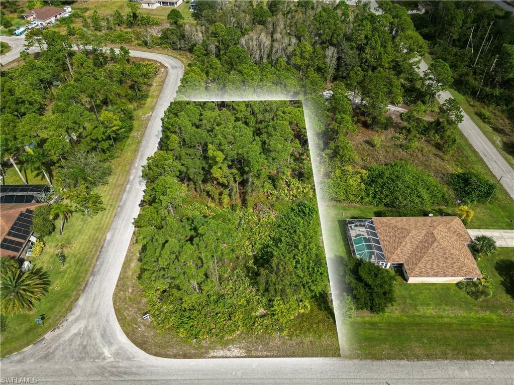 1273 Songbird ST FORT MYERS, FL 33913
