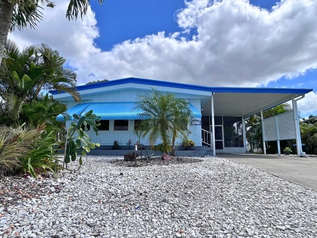 9313 Baron RD BONITA SPRINGS, FL 34135