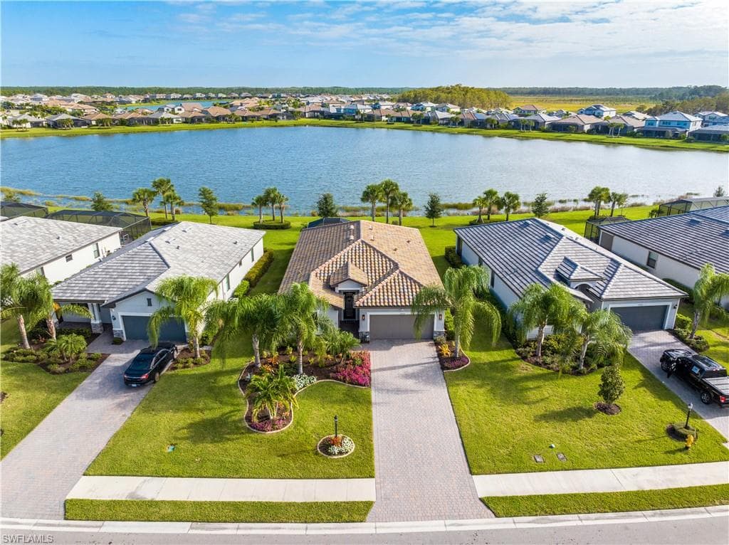 19635 Deming LN ESTERO, FL 33928
