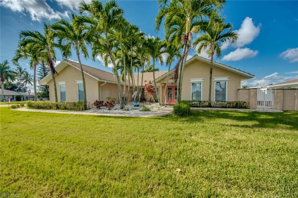 1814 Palaco Grande PKWY CAPE CORAL, FL 33904