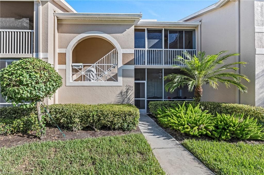 26190 Clarkston DR 202 BONITA SPRINGS, FL 34135