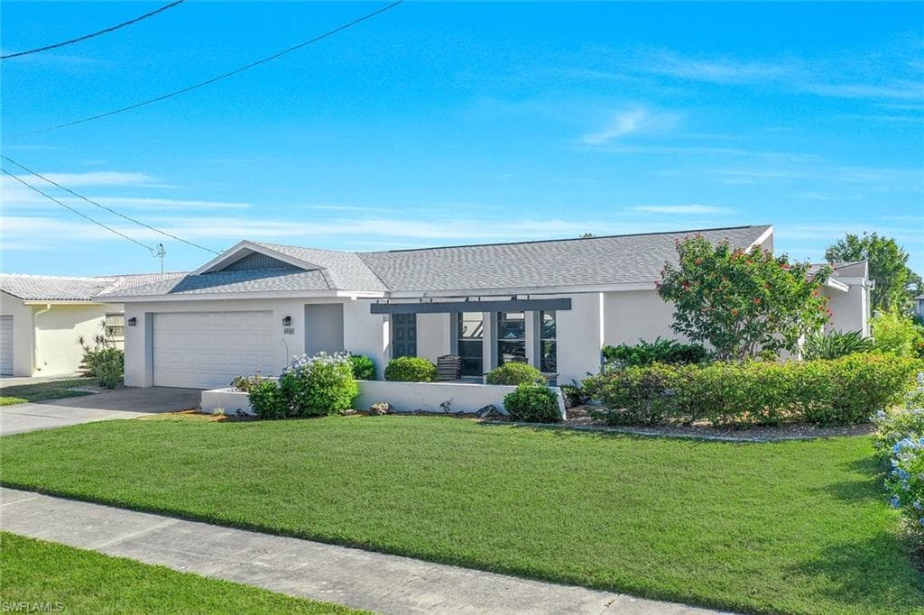 4556 Coral CIR NORTH FORT MYERS, FL 33903
