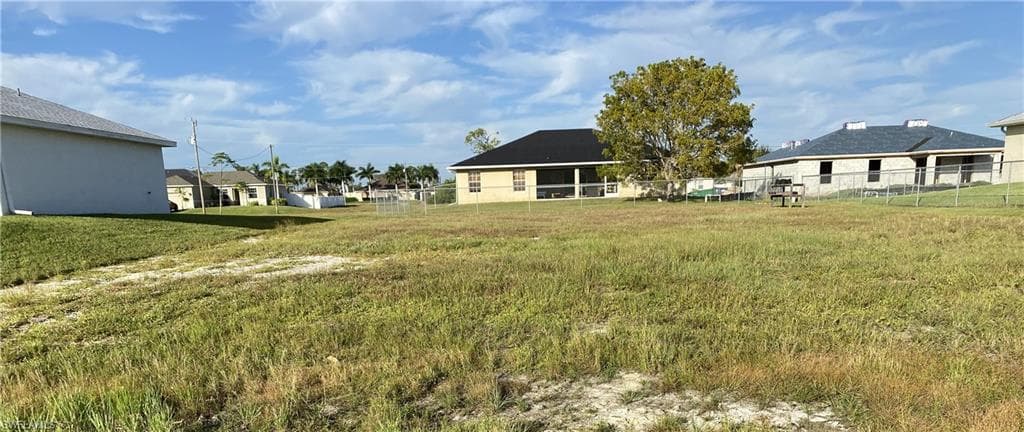 3218 NE 14th PL CAPE CORAL, FL 33909