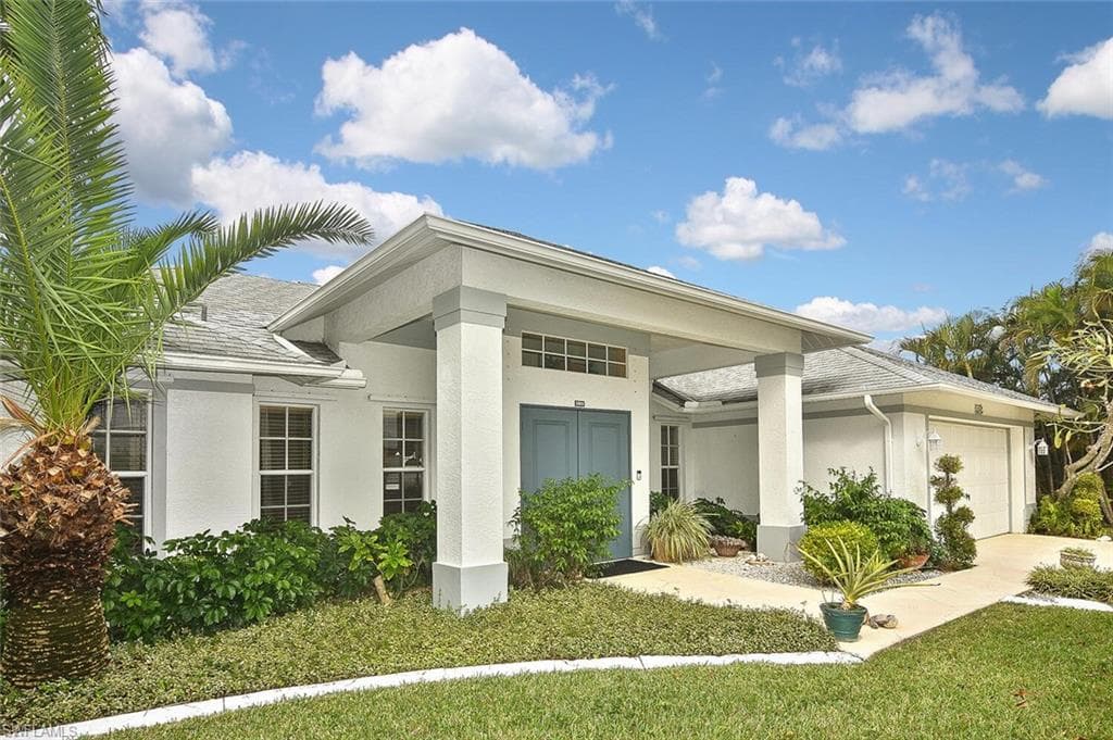 518 NE 19th PL CAPE CORAL, FL 33909