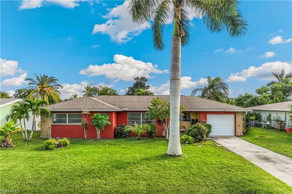 154 SW 48th TER CAPE CORAL, FL 33914
