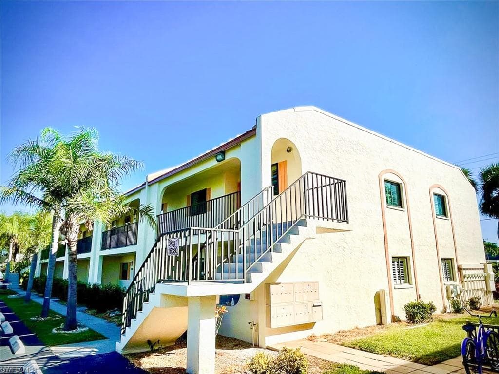 16380 Dublin CIR 205 FORT MYERS, FL 33908