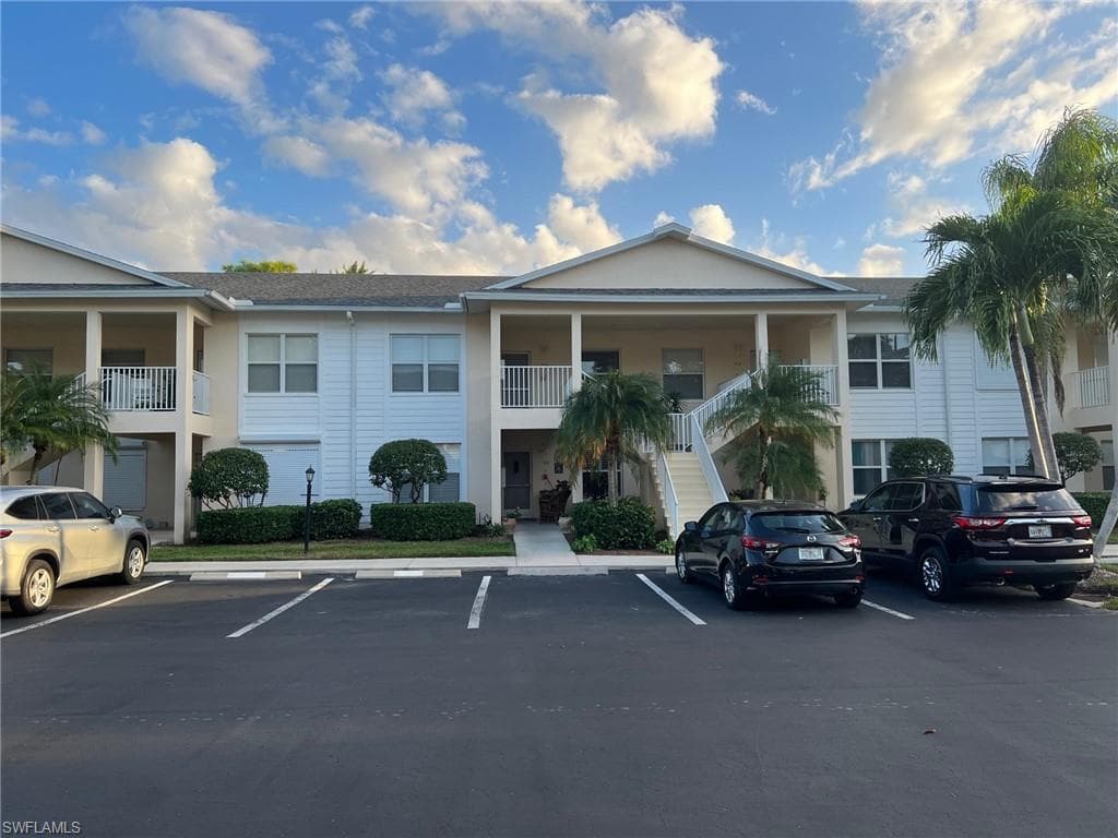 1220 Sarah Jean CIR L-103 NAPLES, FL 34110