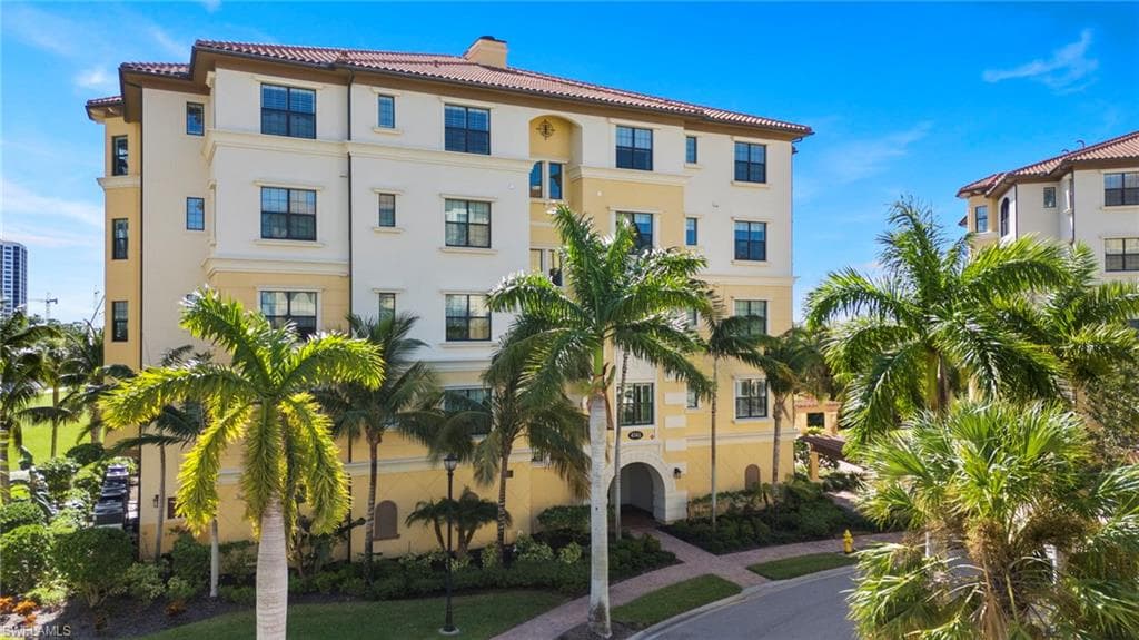 4741 Via Del Corso LN 401 BONITA SPRINGS, FL 34134