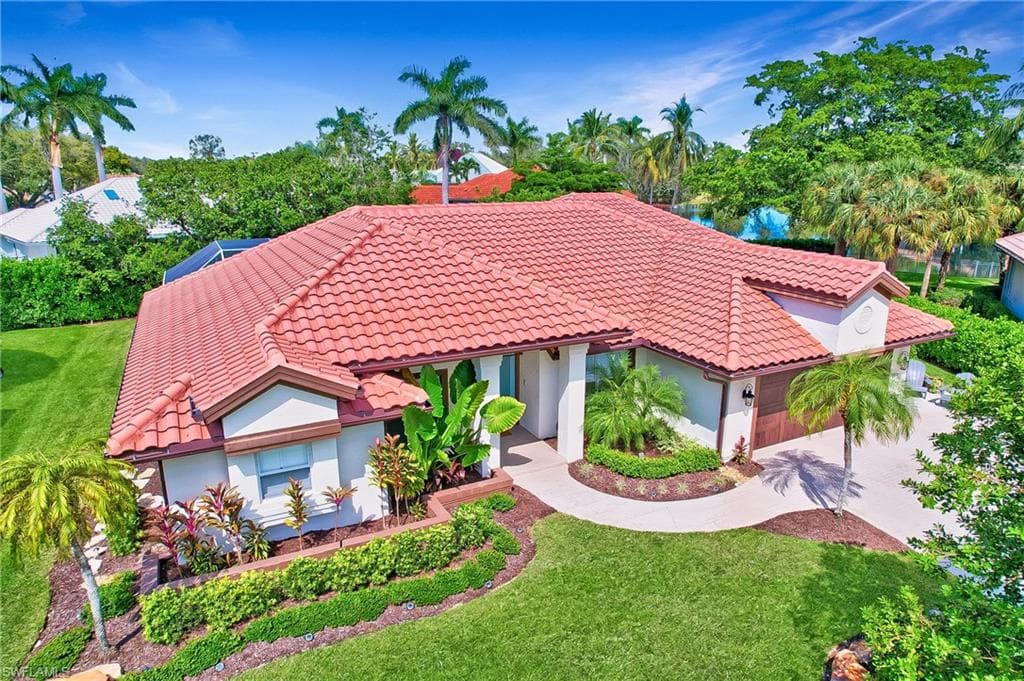 7541 Cordoba CIR NAPLES, FL 34109