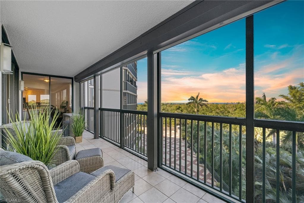 6075 Pelican Bay BLVD 406 NAPLES, FL 34108