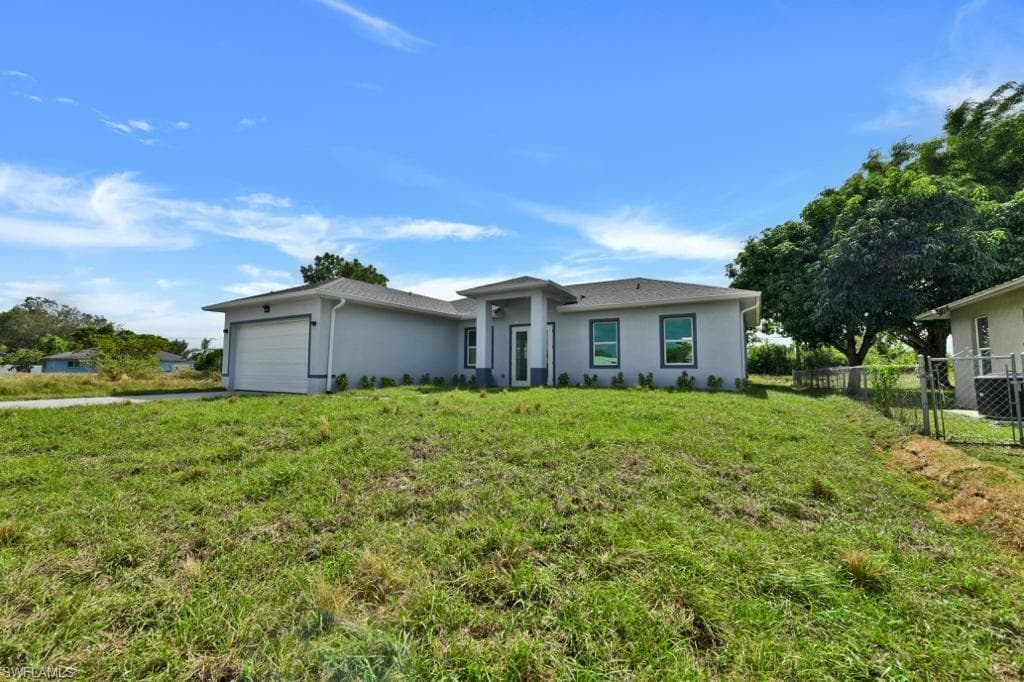 1103 Gifford AVE S LEHIGH ACRES, FL 33936