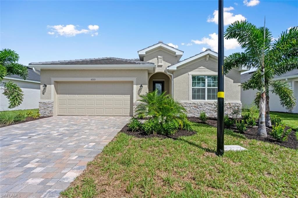 4373 Lemongrass DR FORT MYERS, FL 33913