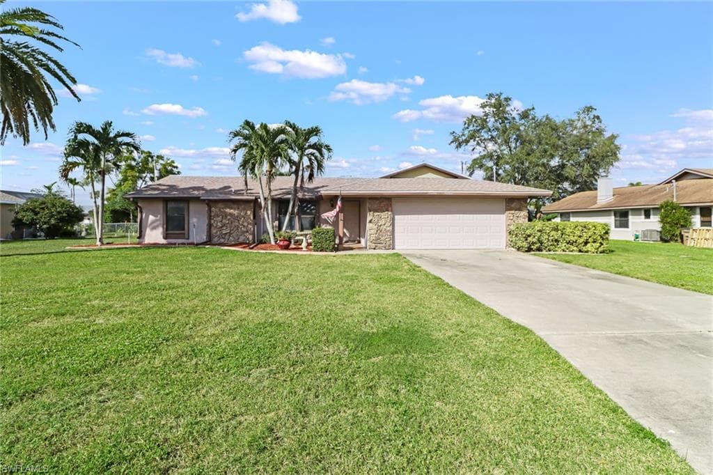 1919 SE 1st ST CAPE CORAL, FL 33990