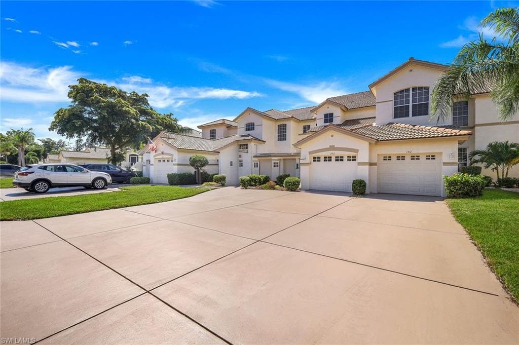 9241 Bayberry BEND 102 FORT MYERS, FL 33908