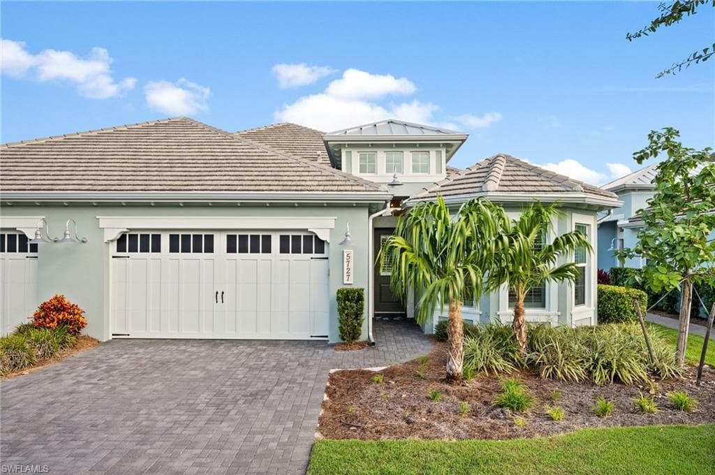 5727 Highbourne DR NAPLES, FL 34113