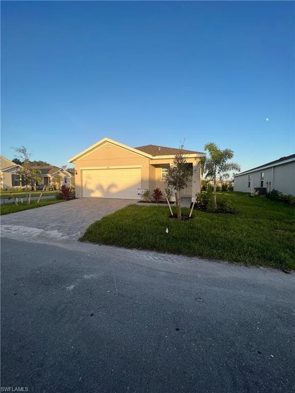 801 Serenity LN LABELLE, FL 33935