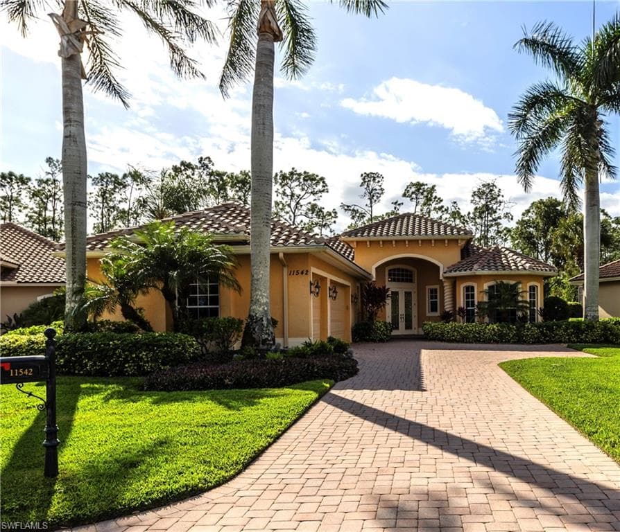 11542 Doddwood DR ESTERO, FL 33928