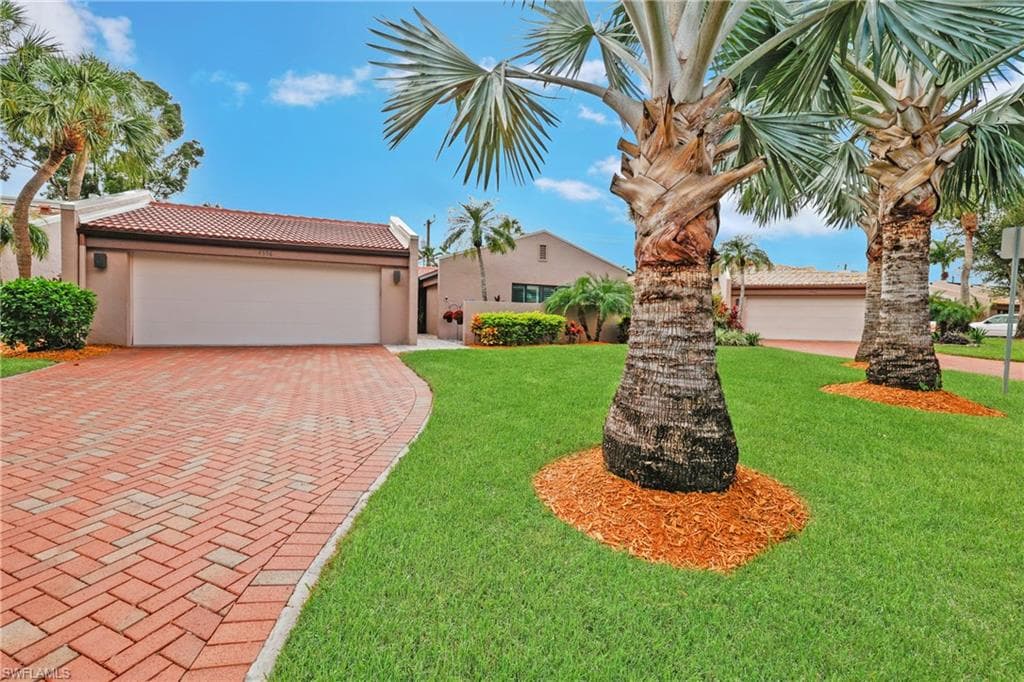 4556 Longboat LN FORT MYERS, FL 33919