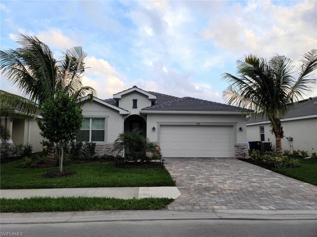 4119 Lemongrass DR FORT MYERS, FL 33916