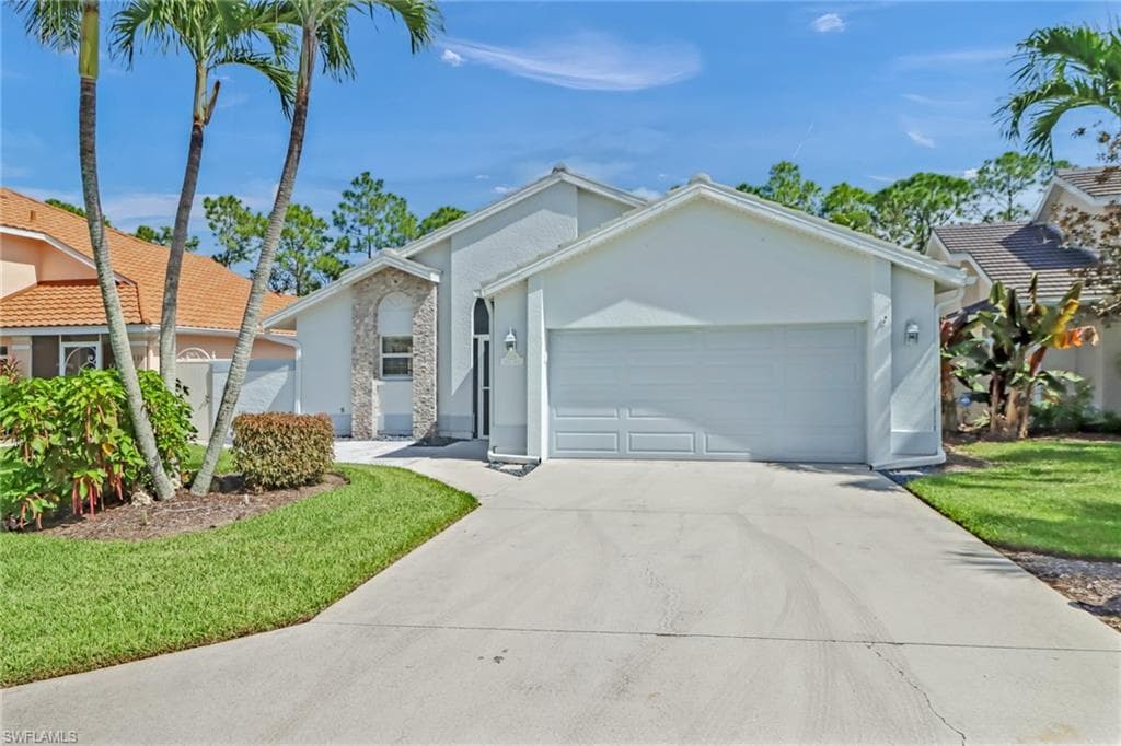 1226 Jardin DR NAPLES, FL 34104