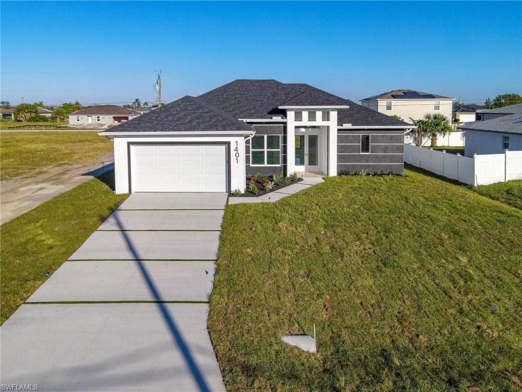 1401 NE 4th AVE CAPE CORAL, FL 33909