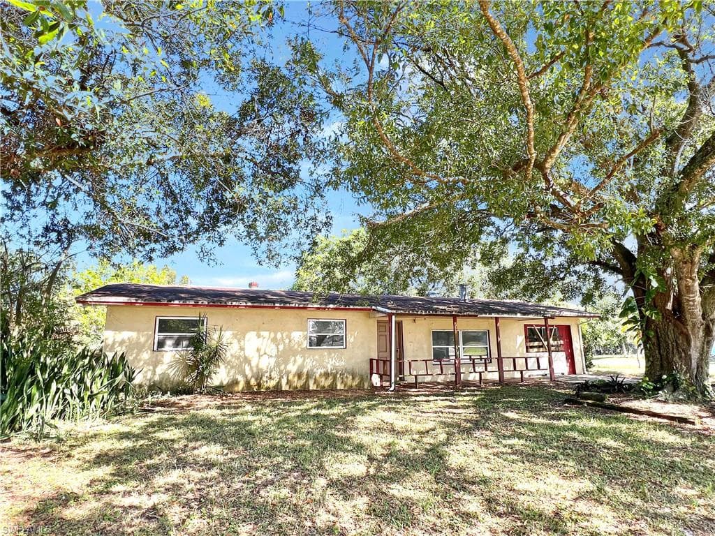 601 W Haiti AVE CLEWISTON, FL 33440