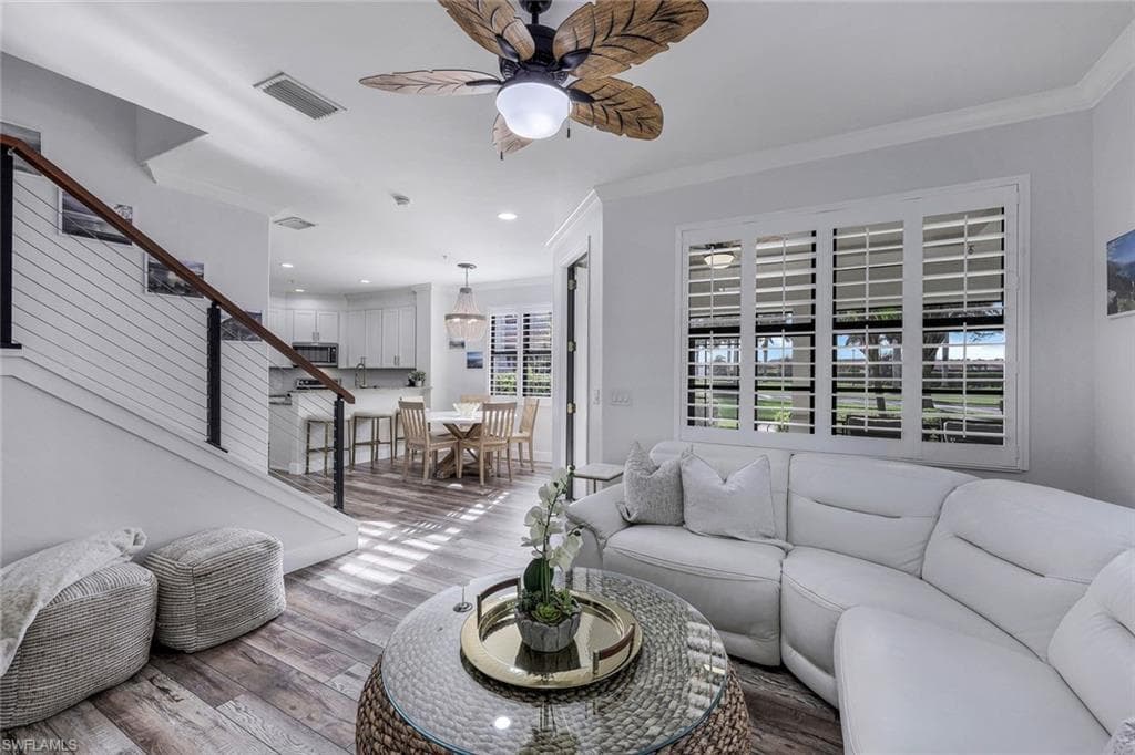 1387 Santiago CIR 803 NAPLES, FL 34113