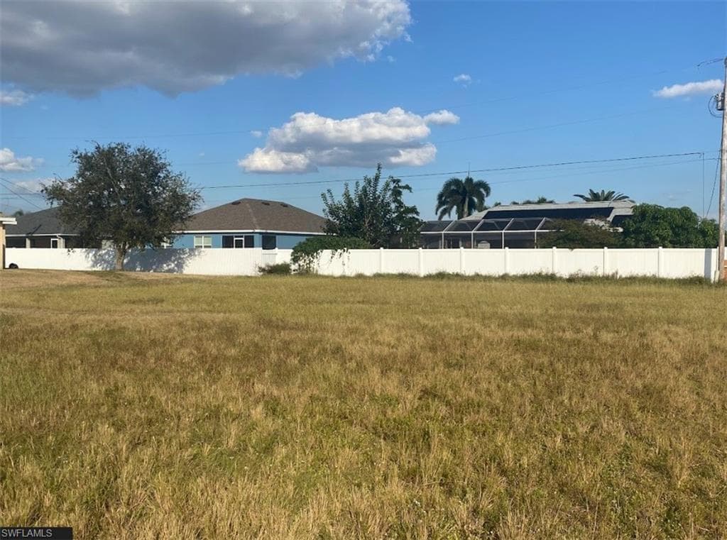 923 NW 7th PL CAPE CORAL, FL 33993