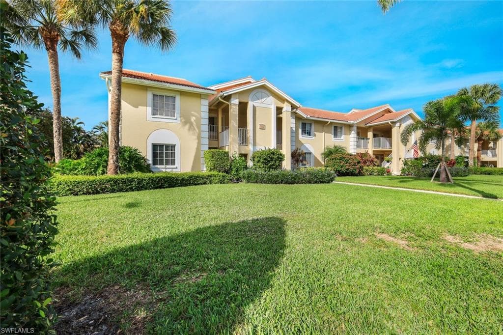 7767 Jewel LN 101 NAPLES, FL 34109