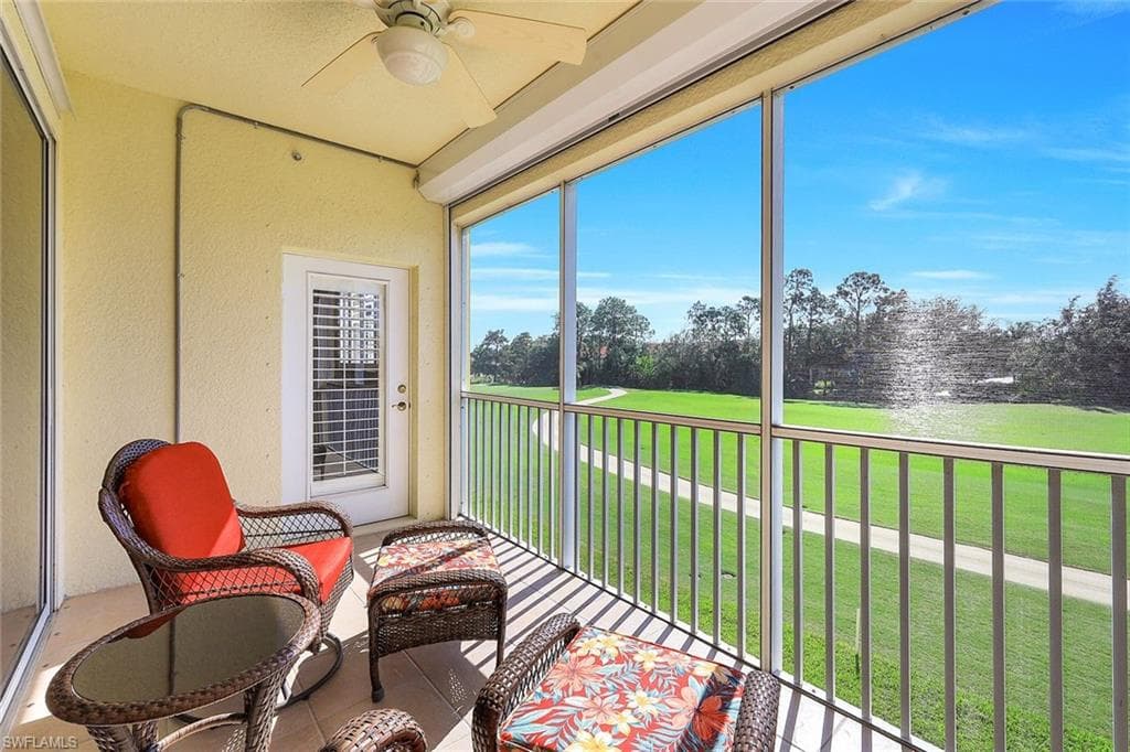 6820 Sterling Greens PL 2205 NAPLES, FL 34104