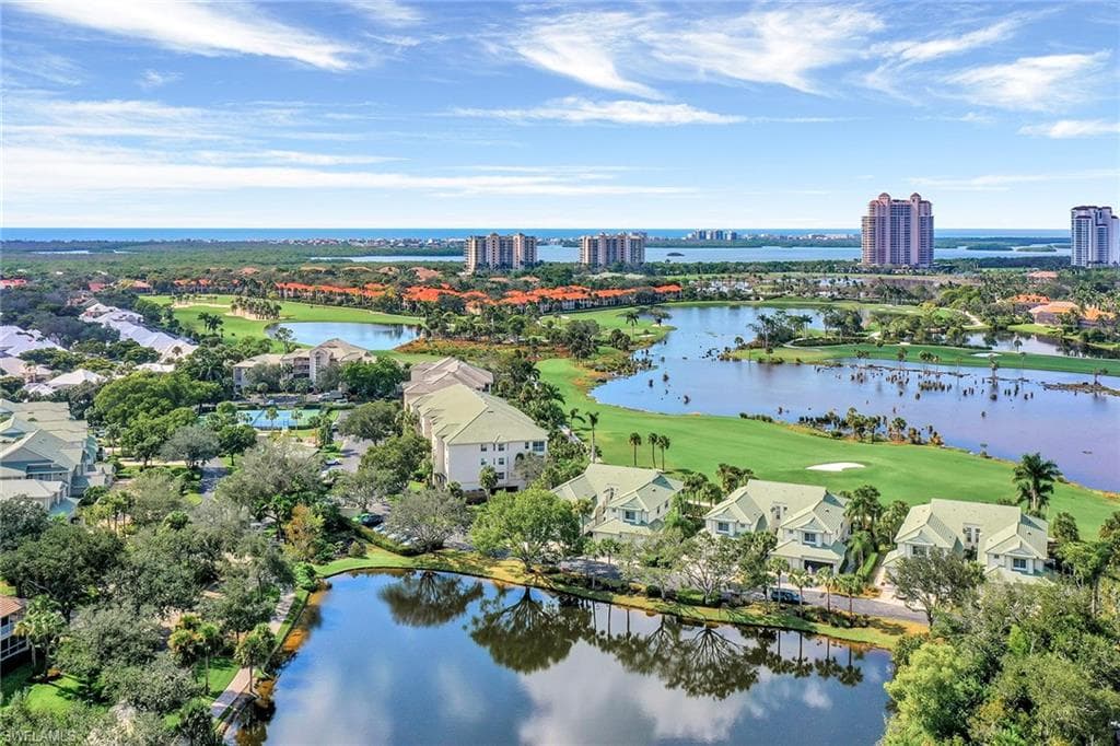 4112 Bayhead DR 201 BONITA SPRINGS, FL 34134