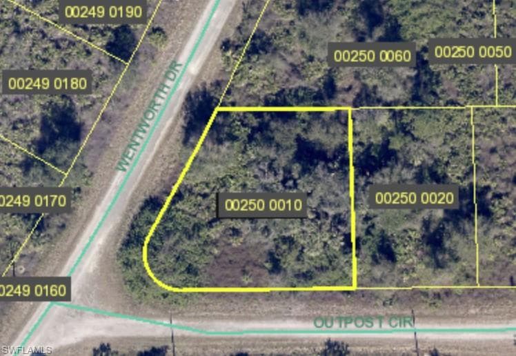 641 Wentworth DR LEHIGH ACRES, FL 33972